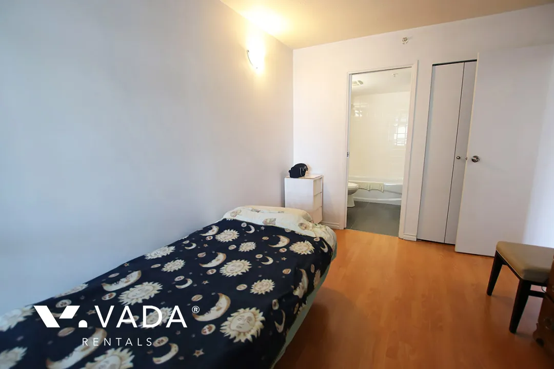 Conference Plaza in Downtown - 1 Bedroom Apartment For Rent in Vancouver at 1105 - 438 Seymour Street, Vancouver, BC