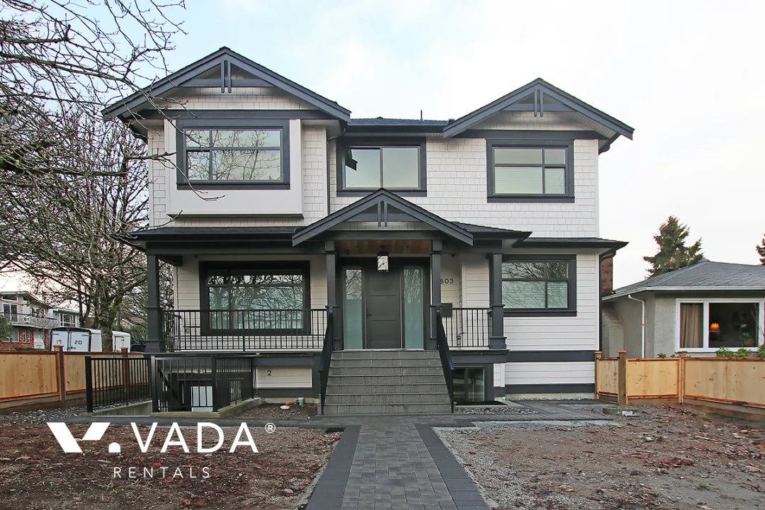 Killarney - 1 Bedroom Basement For Rent in Vancouver at 2803B East 43rd Avenue, Vancouver, BC, V5R 2Z1