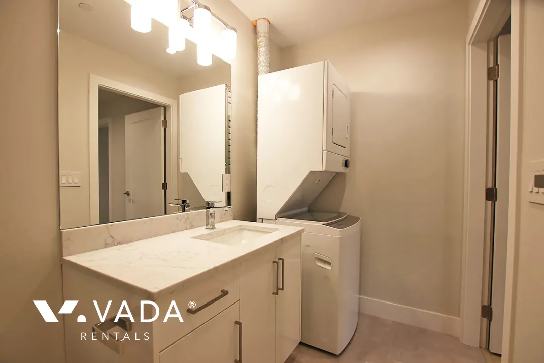 Killarney - 1 Bedroom Basement For Rent in Vancouver at 2803B East 43rd Avenue, Vancouver, BC, V5R 2Z1