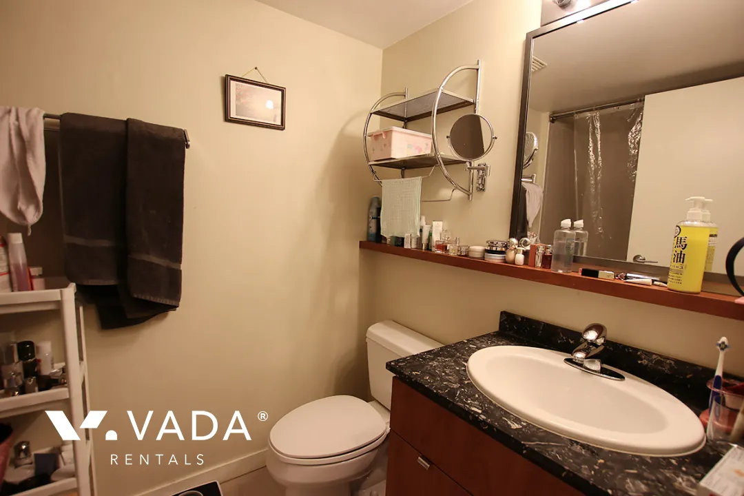 Laria in Downtown - 1 Bedroom Apartment For Rent in Vancouver at 901 - 822 Seymour Street, Vancouver, BC