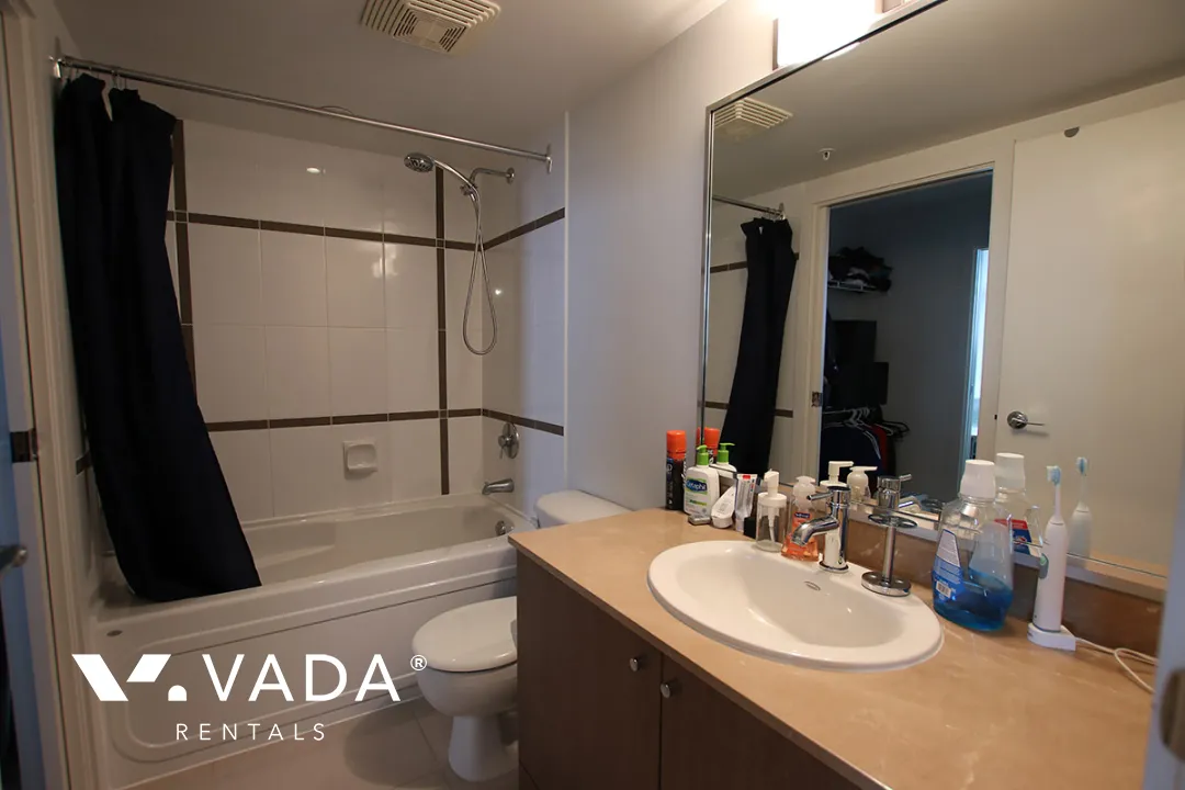 The Hudson in Downtown - 1 Bedroom Apartment For Rent in Vancouver at 2615 - 610 Granville Street, Vancouver, BC