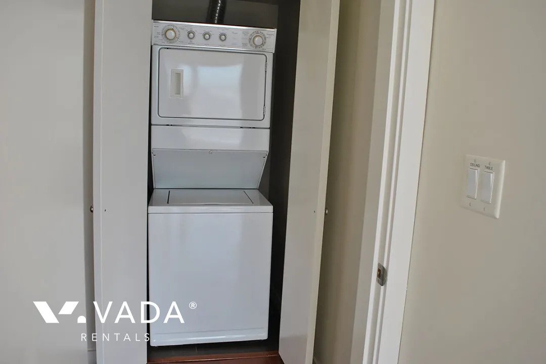 Firenze in Downtown - 2 Bedroom Apartment For Rent in Vancouver at 3008 - 688 Abbott Street, Vancouver, BC