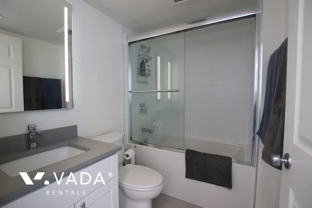 Europa in Downtown - 1 Bedroom Apartment For Rent in Vancouver at 2707 - 63 Keefer Place, Vancouver, BC