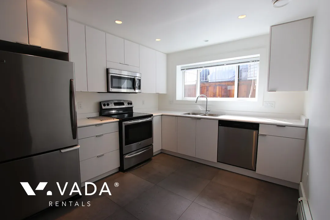 Burnaby North - 1 Bedroom Basement For Rent in Burnaby at 425B Delta Avenue, Burnaby, BC
