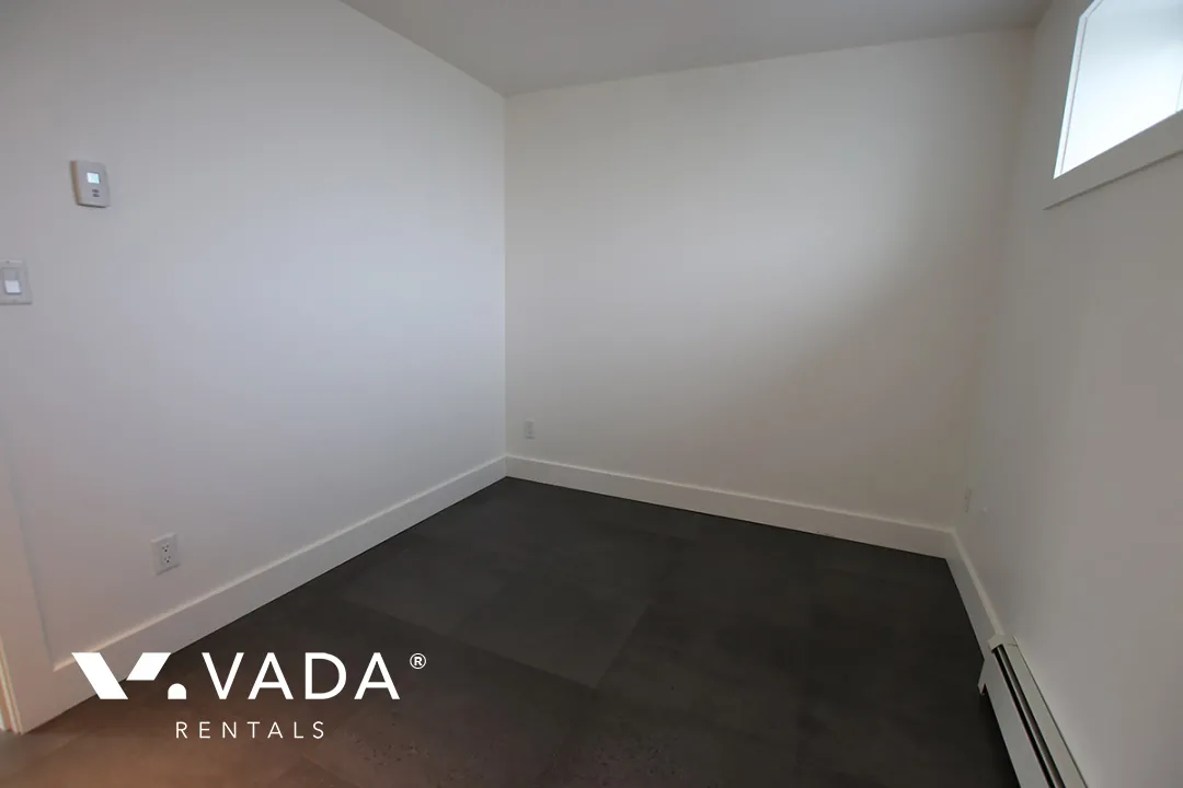 Burnaby North - 1 Bedroom Basement For Rent in Burnaby at 425B Delta Avenue, Burnaby, BC