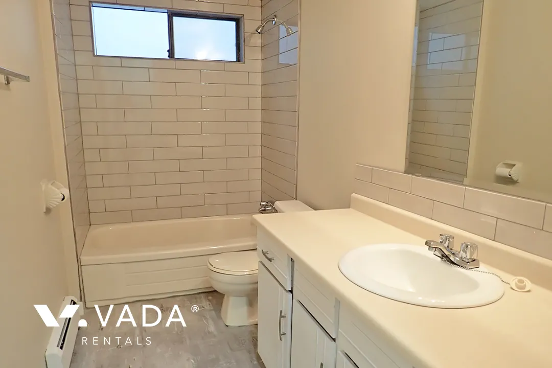 Willingdon Heights - 2 Bedroom House (Lower Level) For Rent in Burnaby at 810B Rosser Avenue, Burnaby, BC