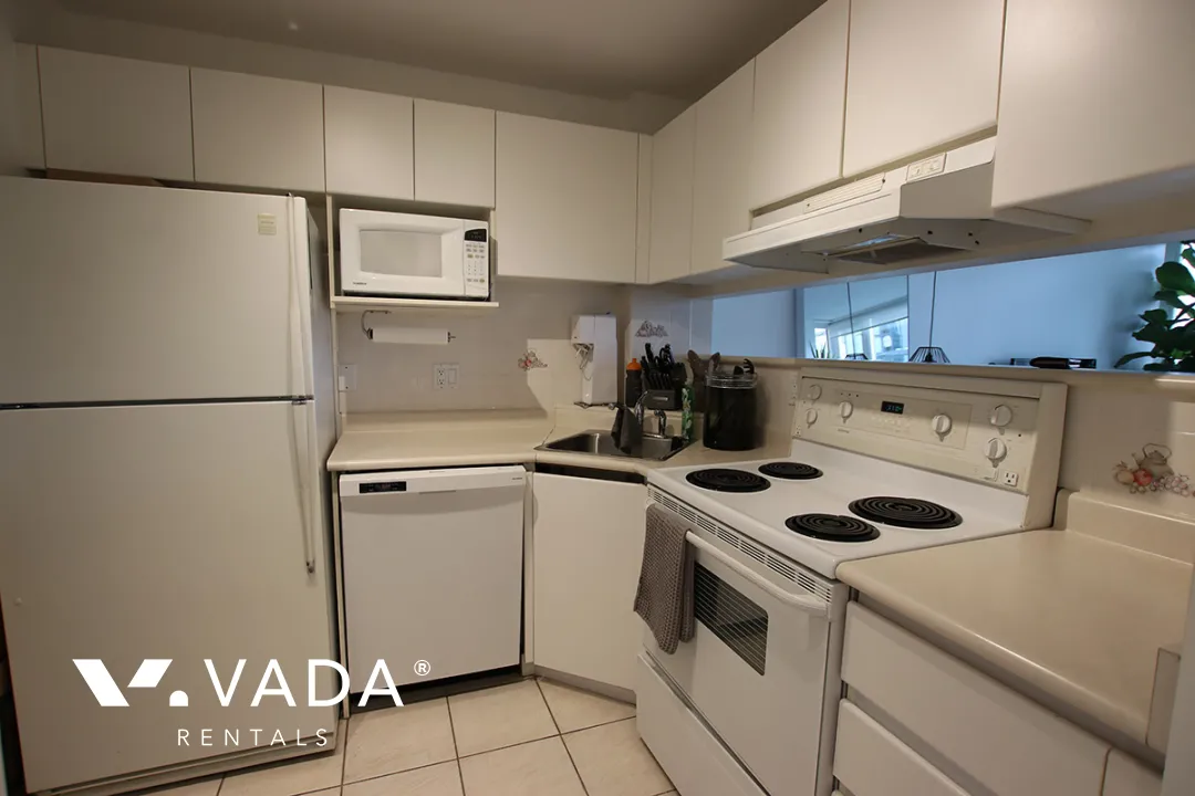 Park Plaza in Yaletown - Furnished 1 Bedroom Apartment For Rent in Vancouver at 1207 - 1188 Richards Street, Vancouver, BC