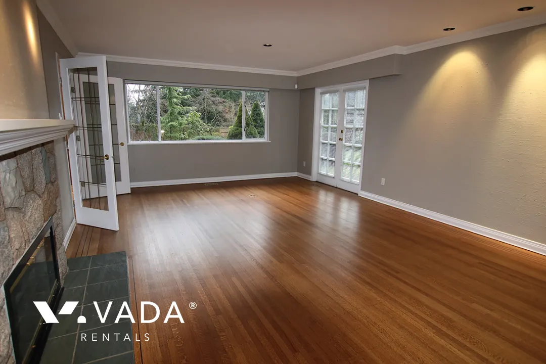 British Properties - 5 Bedroom House For Rent in West Vancouver at 1084 Eyremount Drive, West Vancouver, BC
