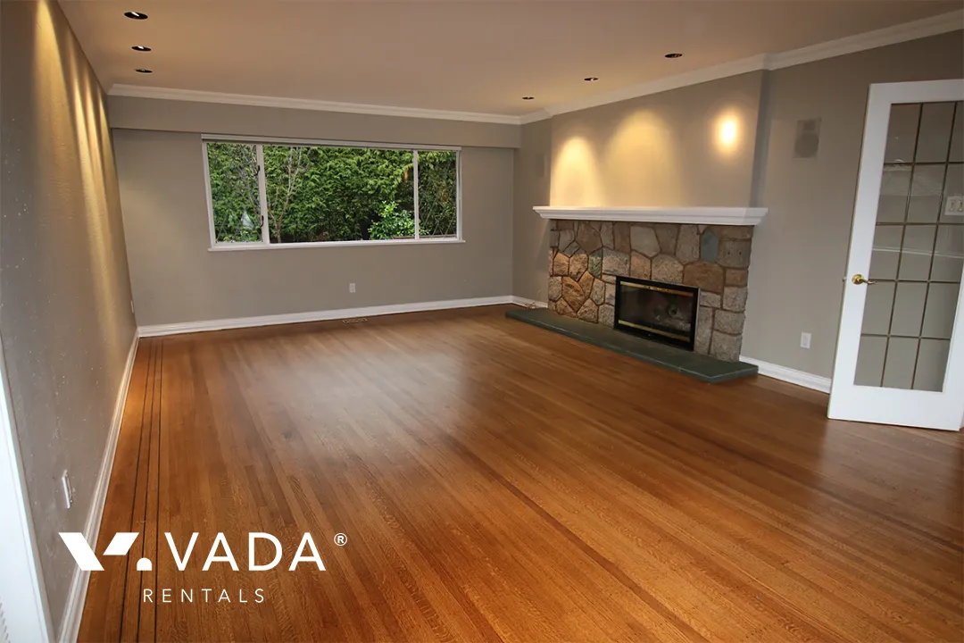 British Properties - 5 Bedroom House For Rent in West Vancouver at 1084 Eyremount Drive, West Vancouver, BC