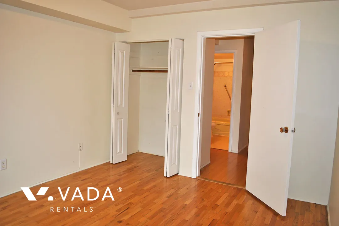 3962 Pender in Burnaby Heights - 1 Bedroom Apartment For Rent in Burnaby at 204 - 3962 Pender Street, Burnaby, BC
