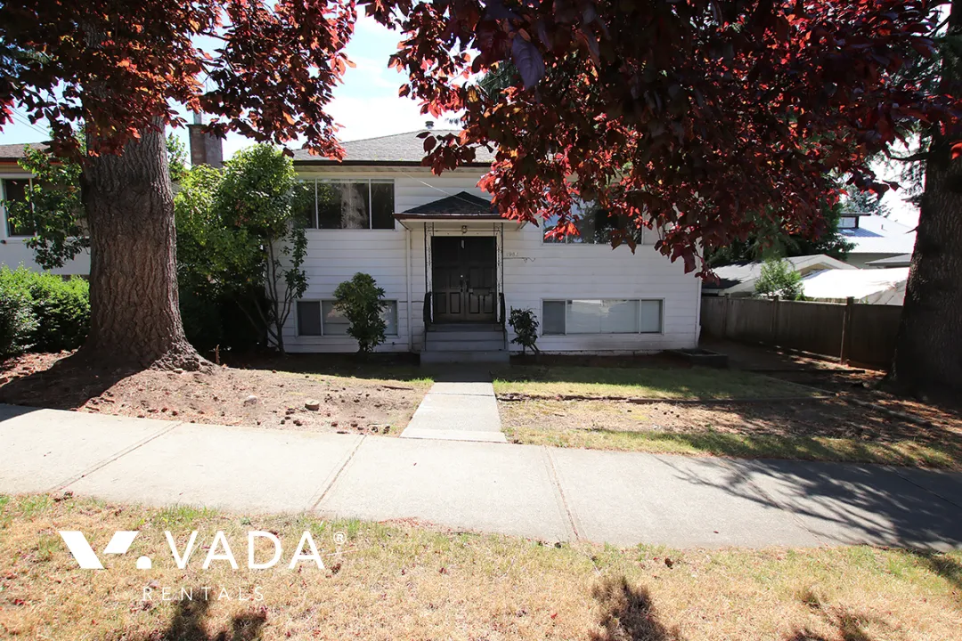 Renfrew Collingwood - 2 Bedroom Basement For Rent in Vancouver at 4980B Chatham Street, Vancouver, BC