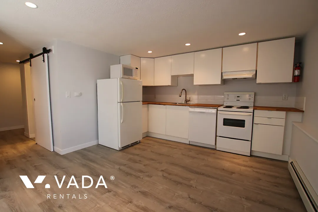 Metrotown - 1 Bedroom Basement For Rent in Burnaby at 5027B Watling Street, Burnaby, BC