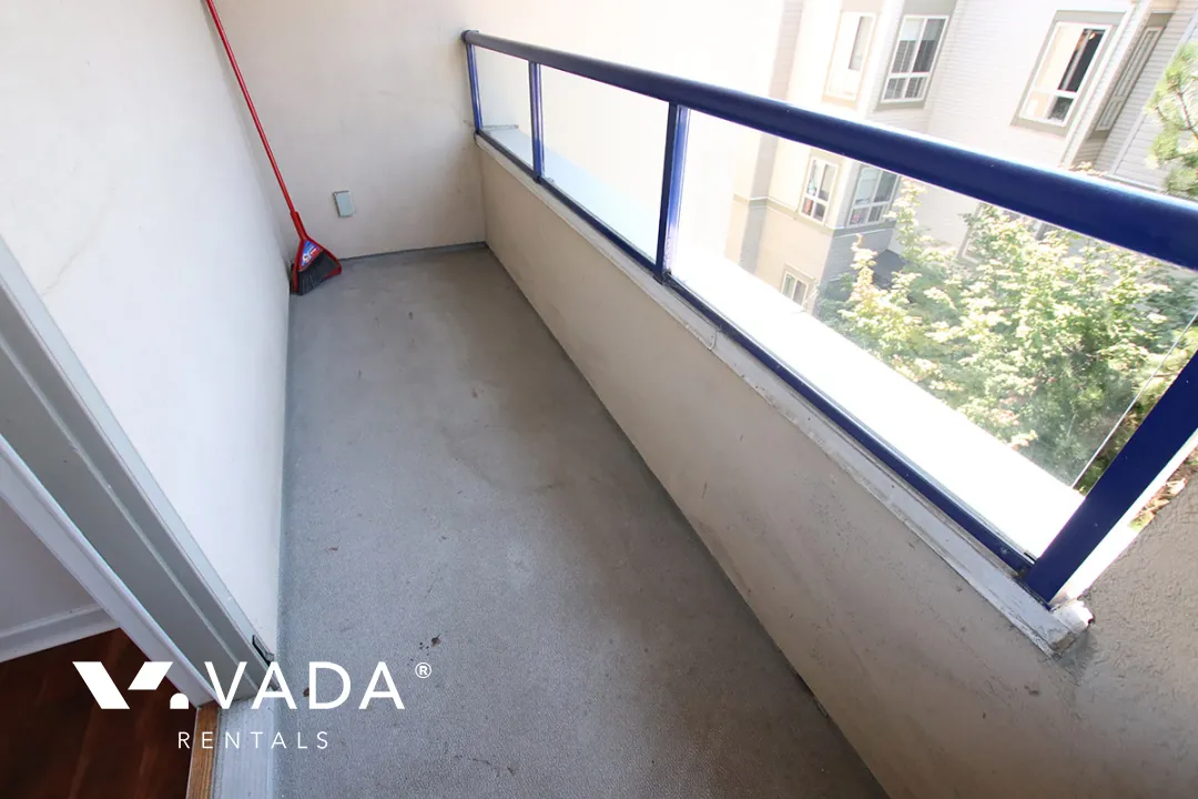 Connaught Park Place in Kitsilano - 2 Bedroom Apartment For Rent in Vancouver at 305 - 2355 West Broadway, Vancouver, BC