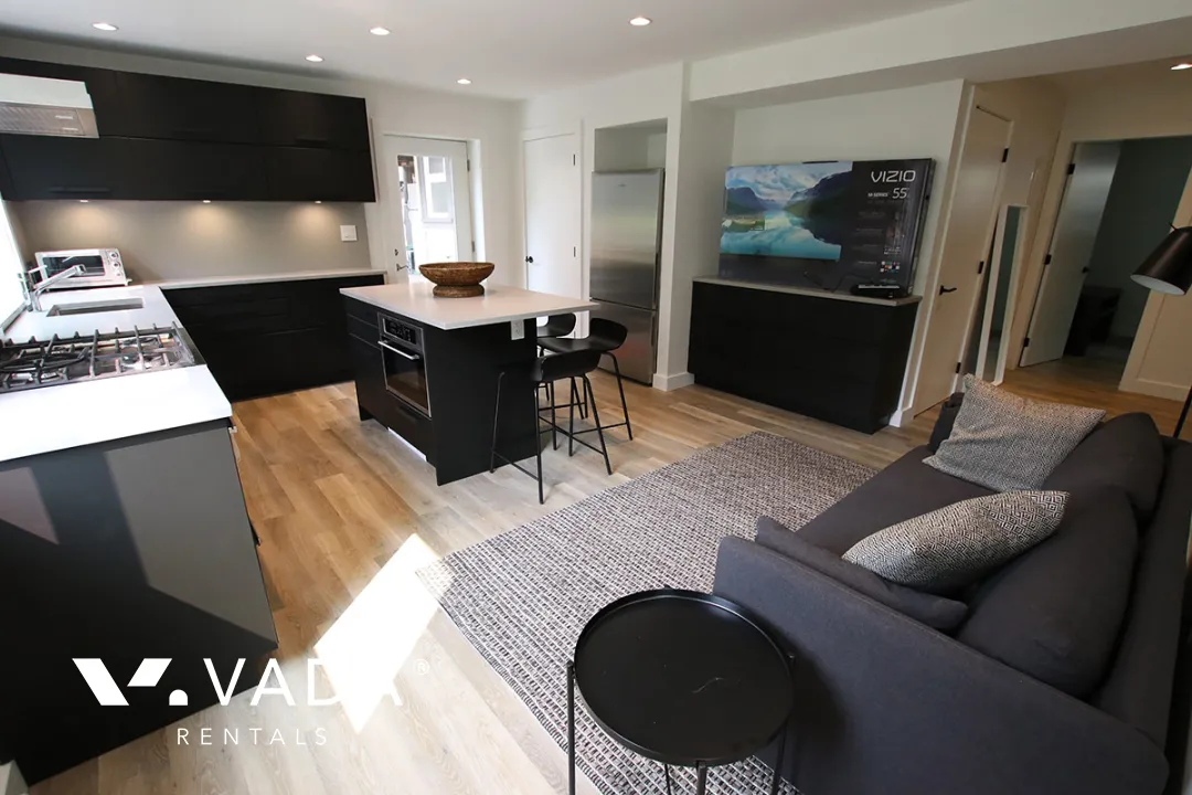 Point Grey - Furnished 2 Bedroom Garden Suite For Rent in Vancouver at 3995 West 23rd Avenue, Vancouver, BC