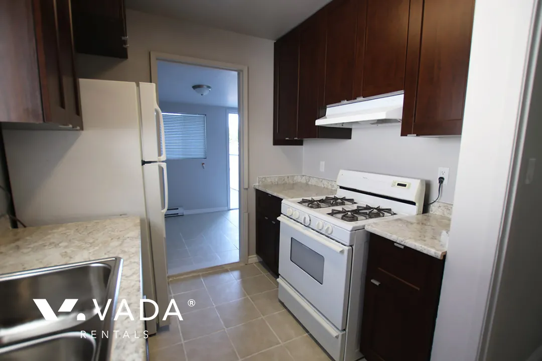 Renfrew Collingwood - 3 Bedroom House (Upper Level) For Rent in Vancouver at 4980A Chatham Street, Vancouver, BC
