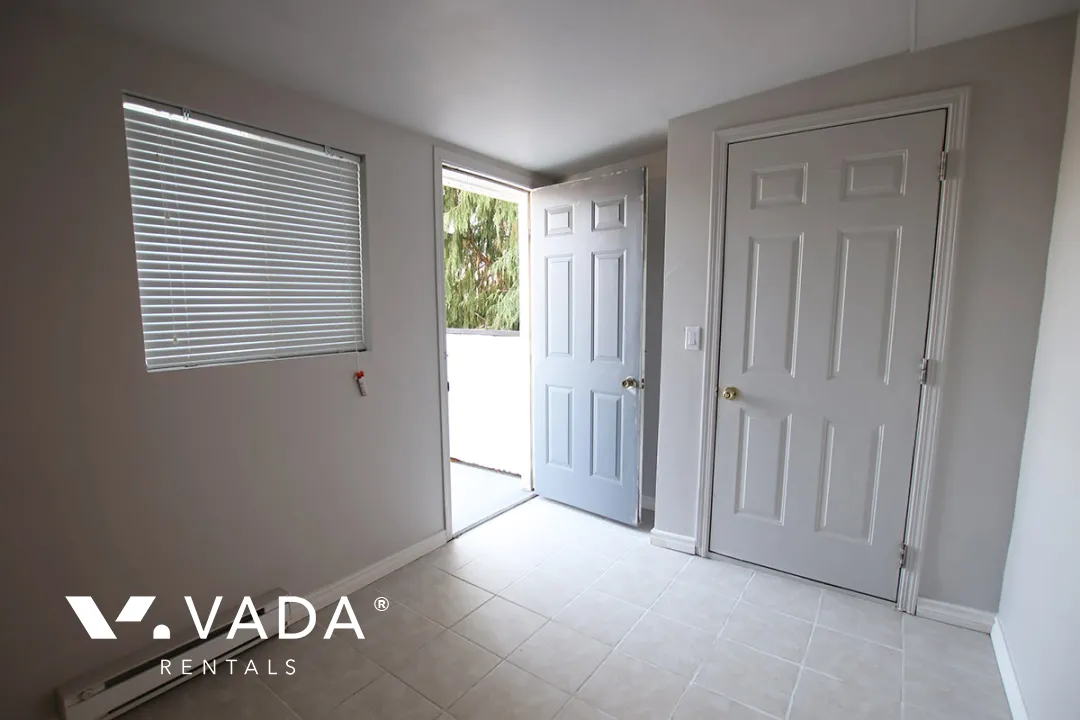 Renfrew Collingwood - 3 Bedroom House (Upper Level) For Rent in Vancouver at 4980A Chatham Street, Vancouver, BC