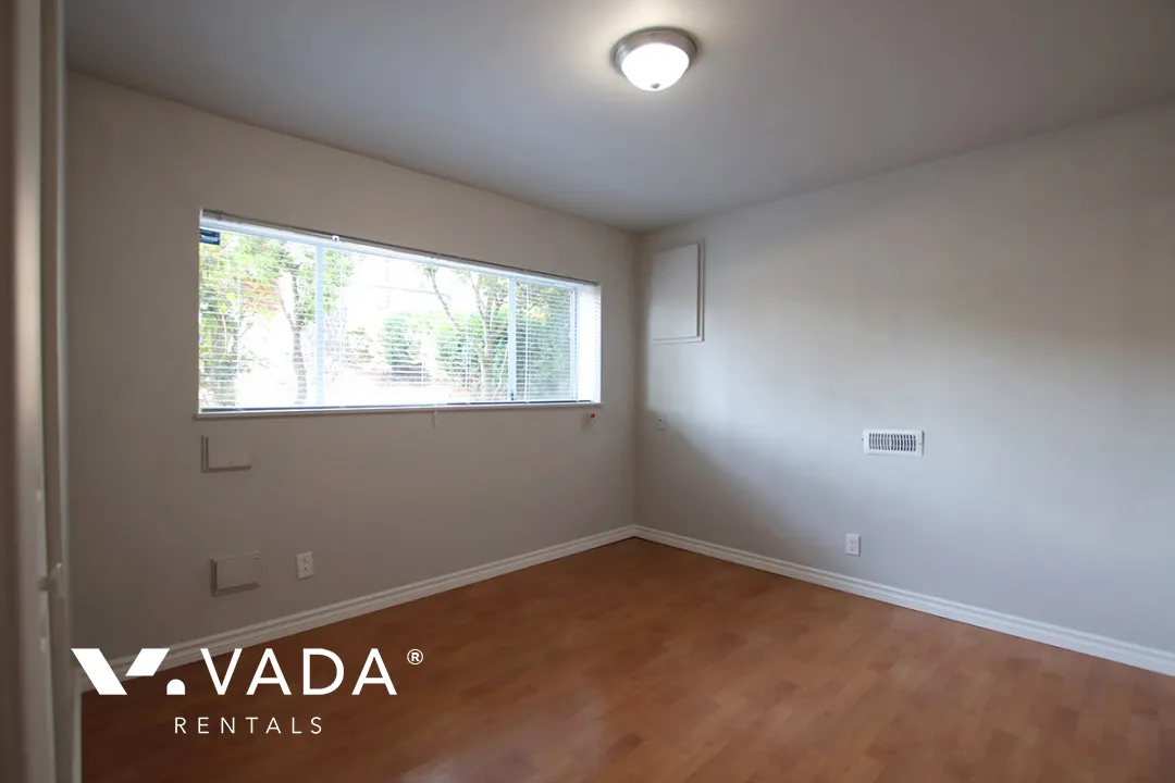 Renfrew Collingwood - 3 Bedroom House (Upper Level) For Rent in Vancouver at 4980A Chatham Street, Vancouver, BC