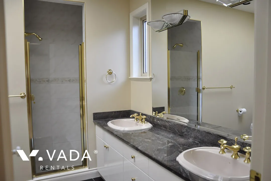 Dunbar - 5 Bedroom House For Rent in Vancouver at 3250 West 24th Avenue, Vancouver, BC, V6L 1R9