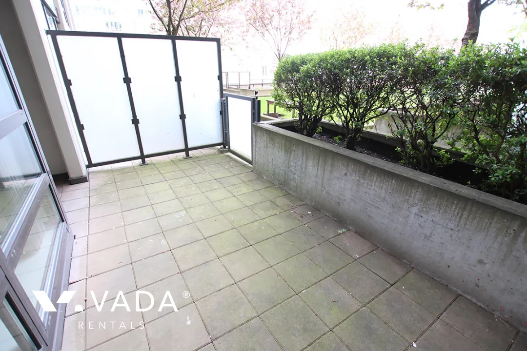 Electric Avenue in Downtown - Studio For Rent in Vancouver at 1113 - 933 Hornby Street, Vancouver, BC, V6Z 3G4