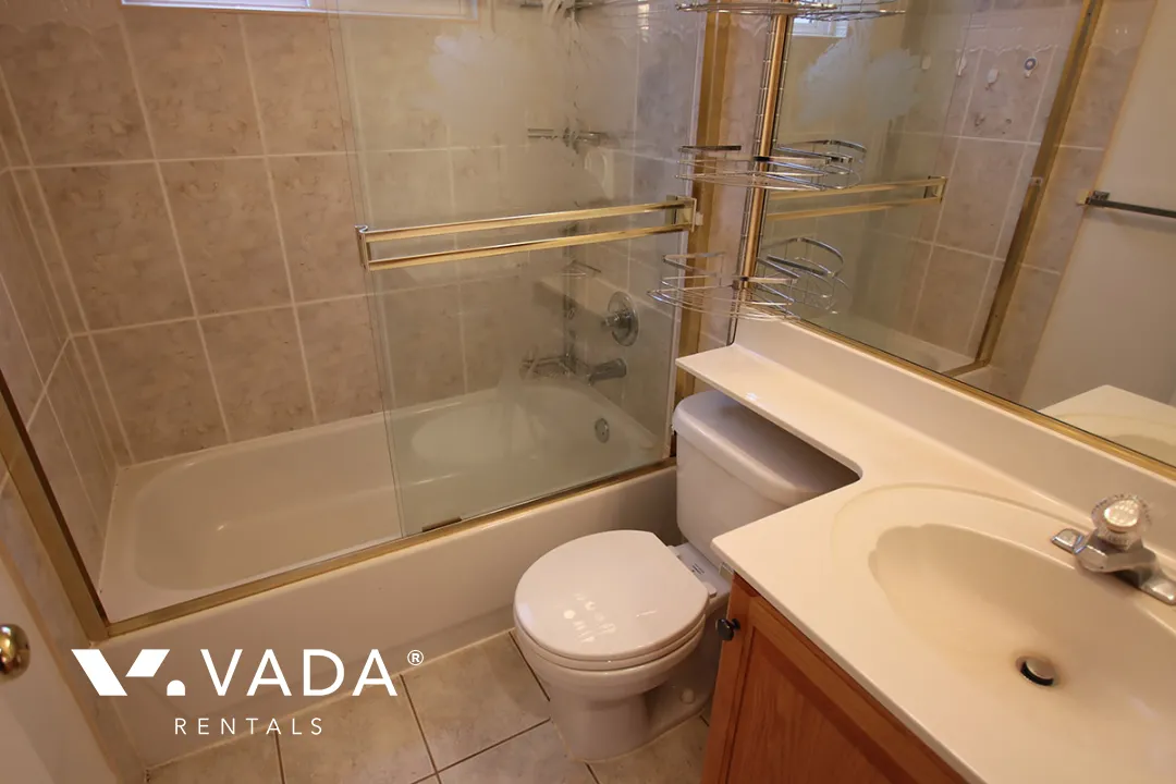 Renfrew Collingwood - 3 Bedroom House (Upper Level) For Rent in Vancouver at 2471 East 34th Avenue, Vancouver, BC