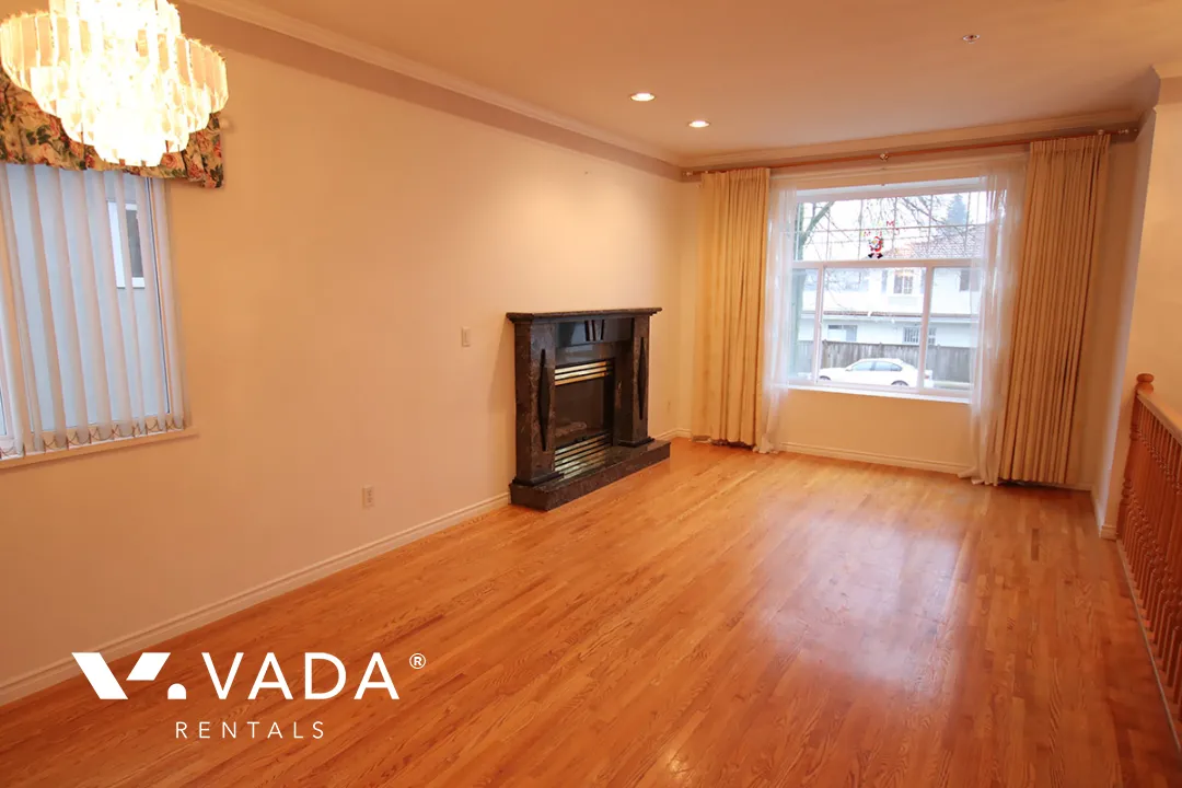 Renfrew Collingwood - 3 Bedroom House (Upper Level) For Rent in Vancouver at 2471 East 34th Avenue, Vancouver, BC