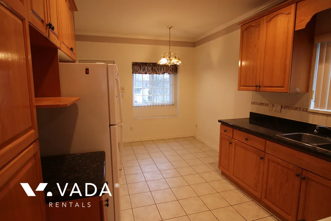 Renfrew Collingwood - 3 Bedroom House (Upper Level) For Rent in Vancouver at 2471 East 34th Avenue, Vancouver, BC