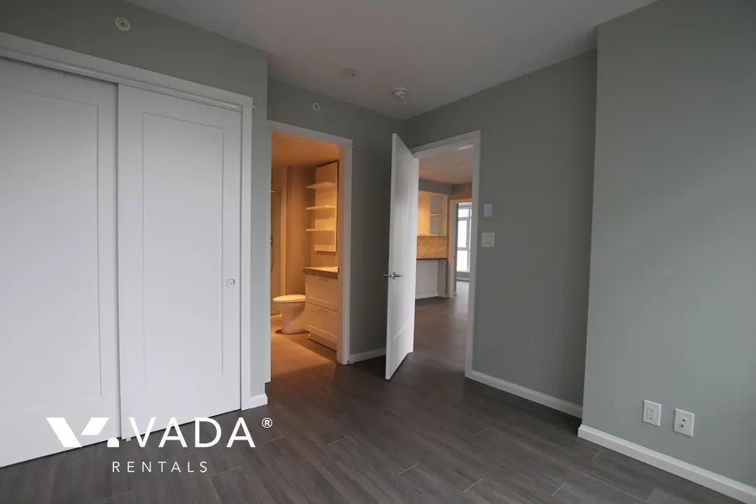Crown in Coquitlam West - Unfurnished, 3 Bed 2 Bath Apartment For Rent at 1309 - 520 Como Lake, Coquitlam Crown in Coquitlam West - Unfurnished, 3 Bed 2 Bath Apartment For Rent at 1309 - 520 Como Lake, Coquitlam