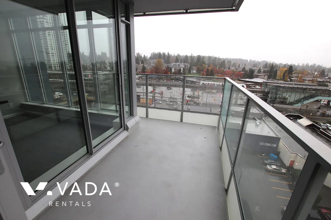 Crown in Coquitlam West - Unfurnished, 3 Bed 2 Bath Apartment For Rent at 1309 - 520 Como Lake, Coquitlam Crown in Coquitlam West - Unfurnished, 3 Bed 2 Bath Apartment For Rent at 1309 - 520 Como Lake, Coquitlam