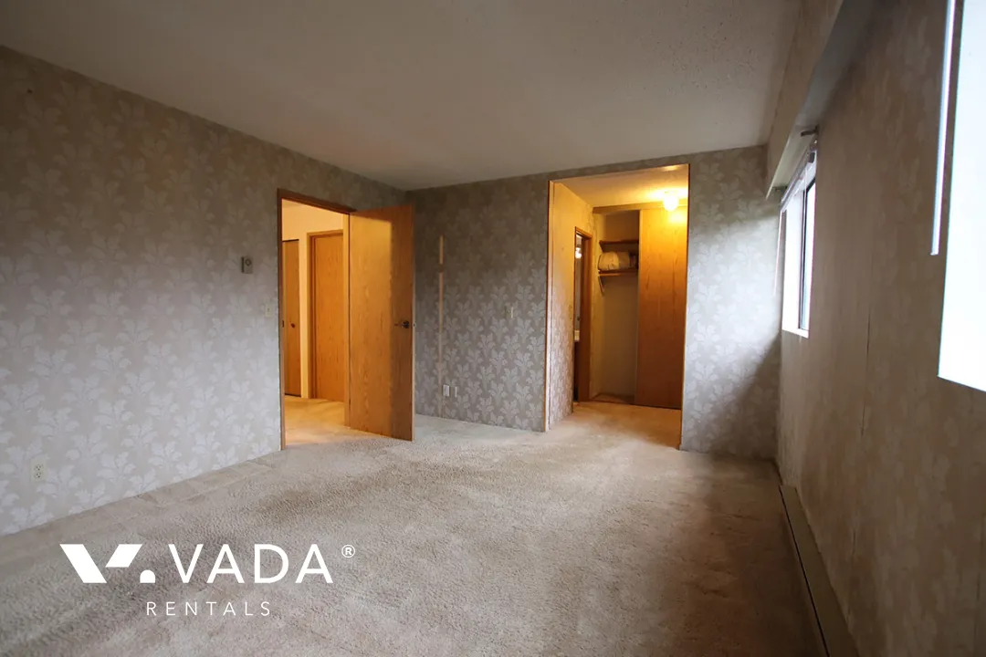 Maple Tree Lane in Woodwards - 3 Bedroom Townhouse For Rent in Richmond at 10 - 6245 Sheridan Road, Richmond, BC