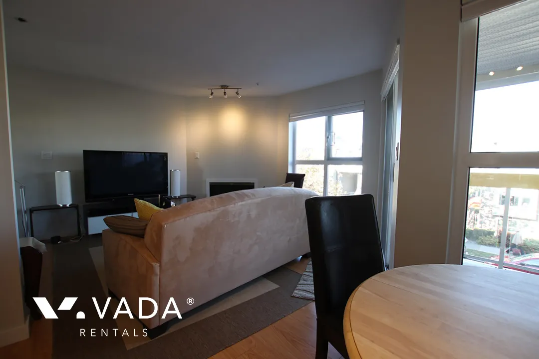 Heather Park in Fairview - 1 Bedroom Apartment For Rent in Vancouver at 17 - 704 West 7th Avenue, Vancouver, BC