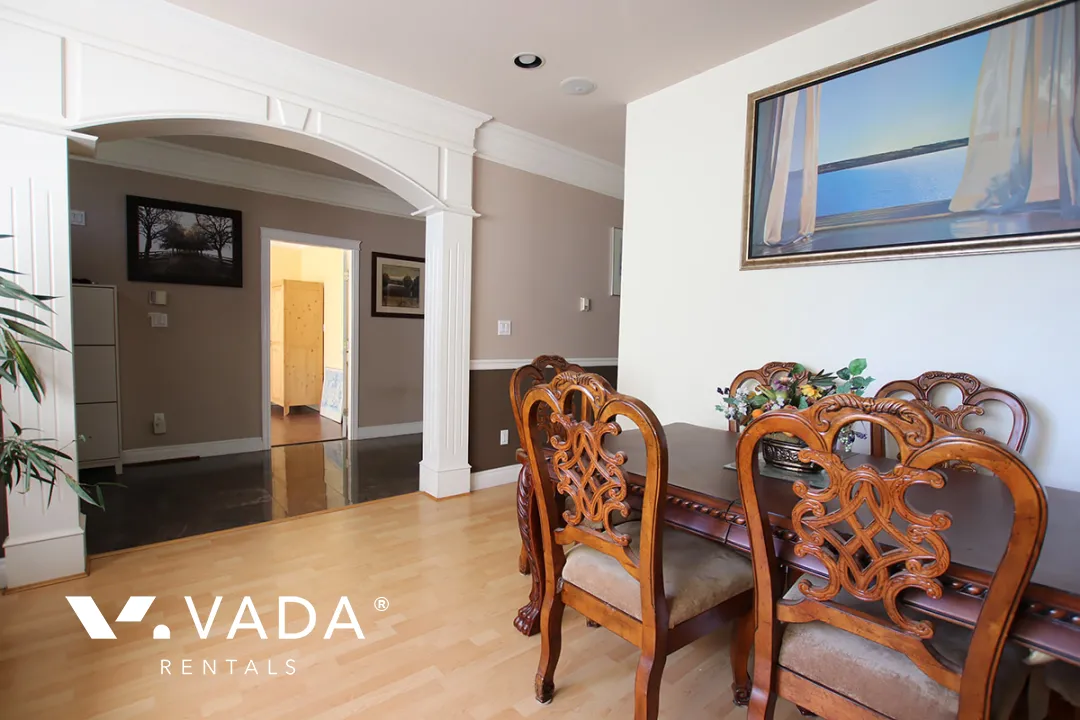 Victoria Fraserview - 2 Bedroom House (Upper Level) For Rent in Vancouver at 425 East 64th Avenue, Vancouver, BC