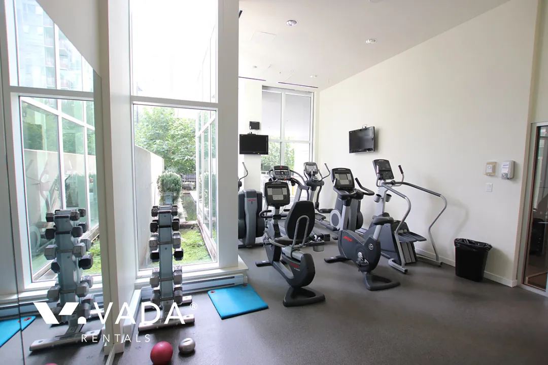 Cosmo in Downtown - 1 Bedroom Apartment For Rent in Vancouver at 810 - 161 West Georgia Street, Vancouver, BC