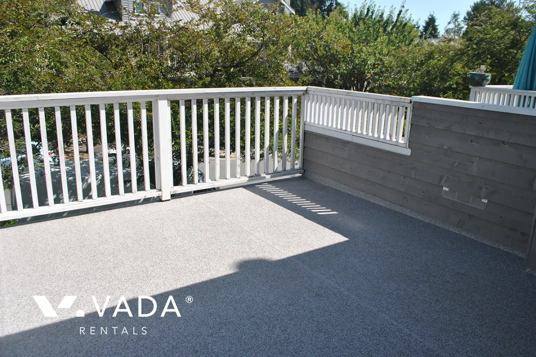 lLLAHEE in Norgate - 3 Bedroom Townhouse For Rent in North Vancouver at 203 - 1513 Bowser Avenue North, North Vancouver, BC