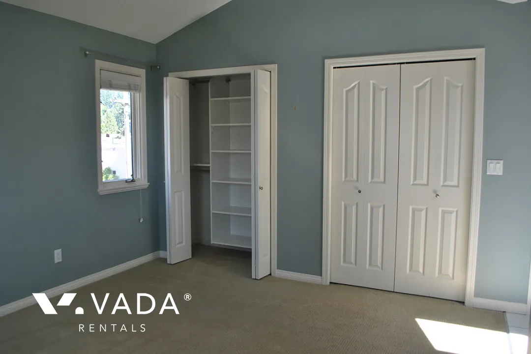 lLLAHEE in Norgate - 3 Bedroom Townhouse For Rent in North Vancouver at 203 - 1513 Bowser Avenue North, North Vancouver, BC