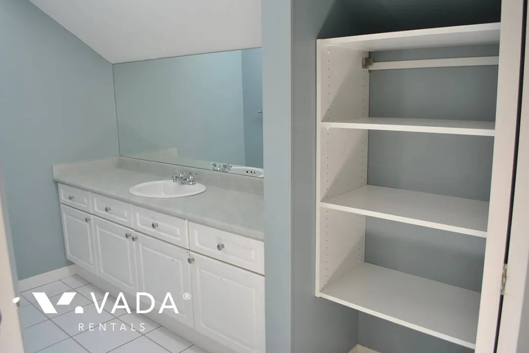 lLLAHEE in Norgate - 3 Bedroom Townhouse For Rent in North Vancouver at 203 - 1513 Bowser Avenue North, North Vancouver, BC