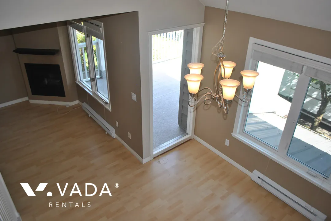 lLLAHEE in Norgate - 3 Bedroom Townhouse For Rent in North Vancouver at 203 - 1513 Bowser Avenue North, North Vancouver, BC