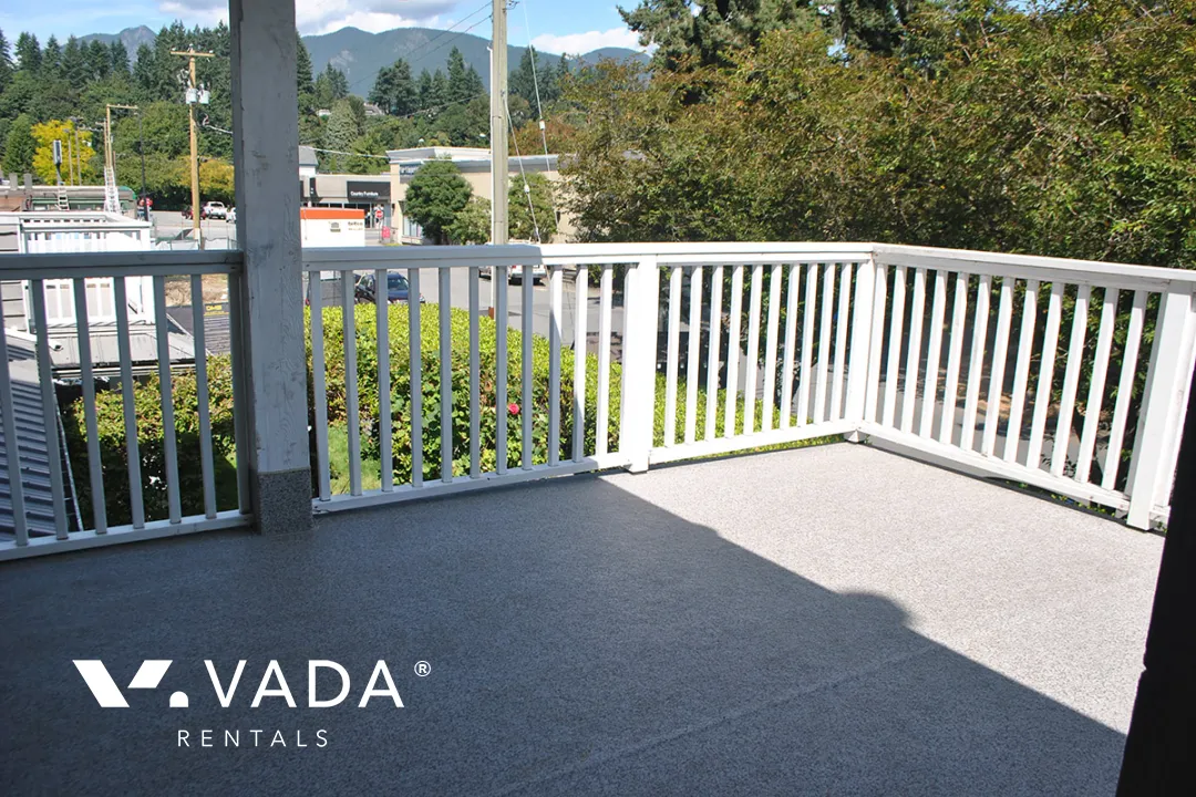 lLLAHEE in Norgate - 3 Bedroom Townhouse For Rent in North Vancouver at 203 - 1513 Bowser Avenue North, North Vancouver, BC