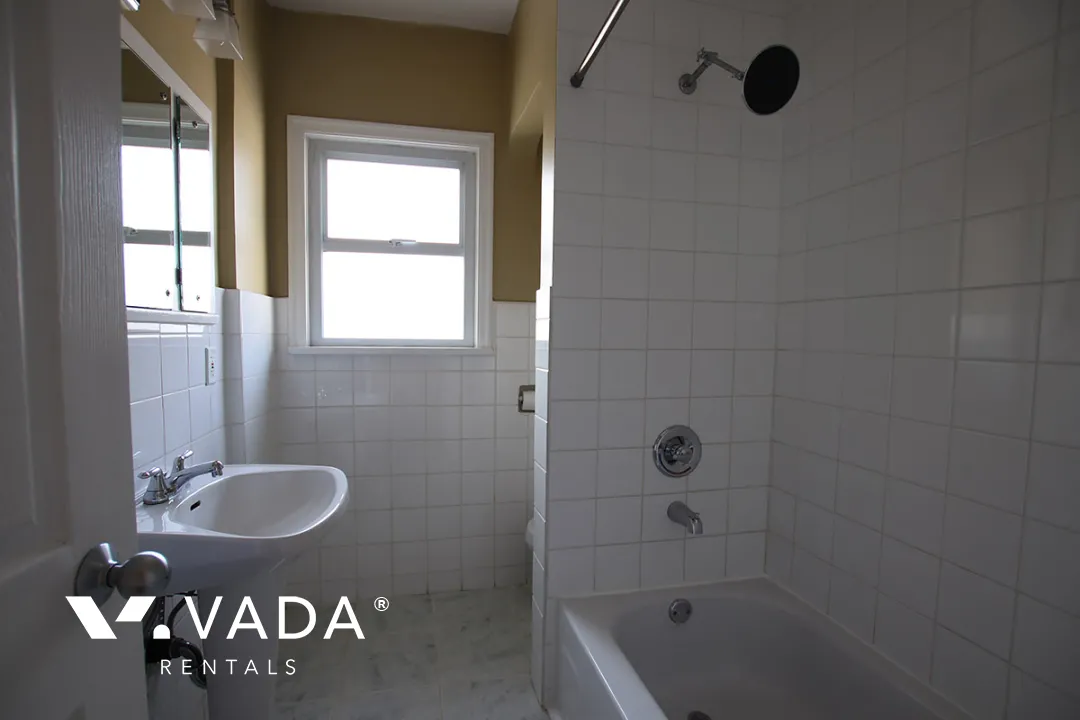 Hastings Sunrise - 4 Bedroom House For Rent in Vancouver at 2812 Adanac Street, Vancouver, BC