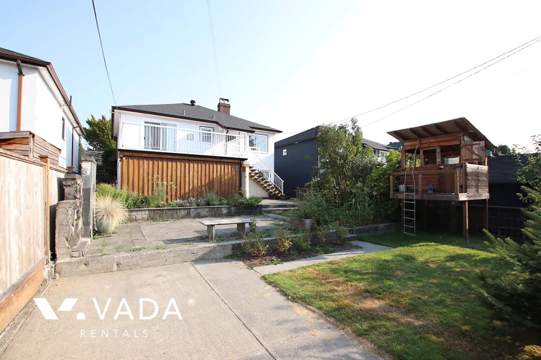 Hastings Sunrise - 4 Bedroom House For Rent in Vancouver at 2812 Adanac Street, Vancouver, BC