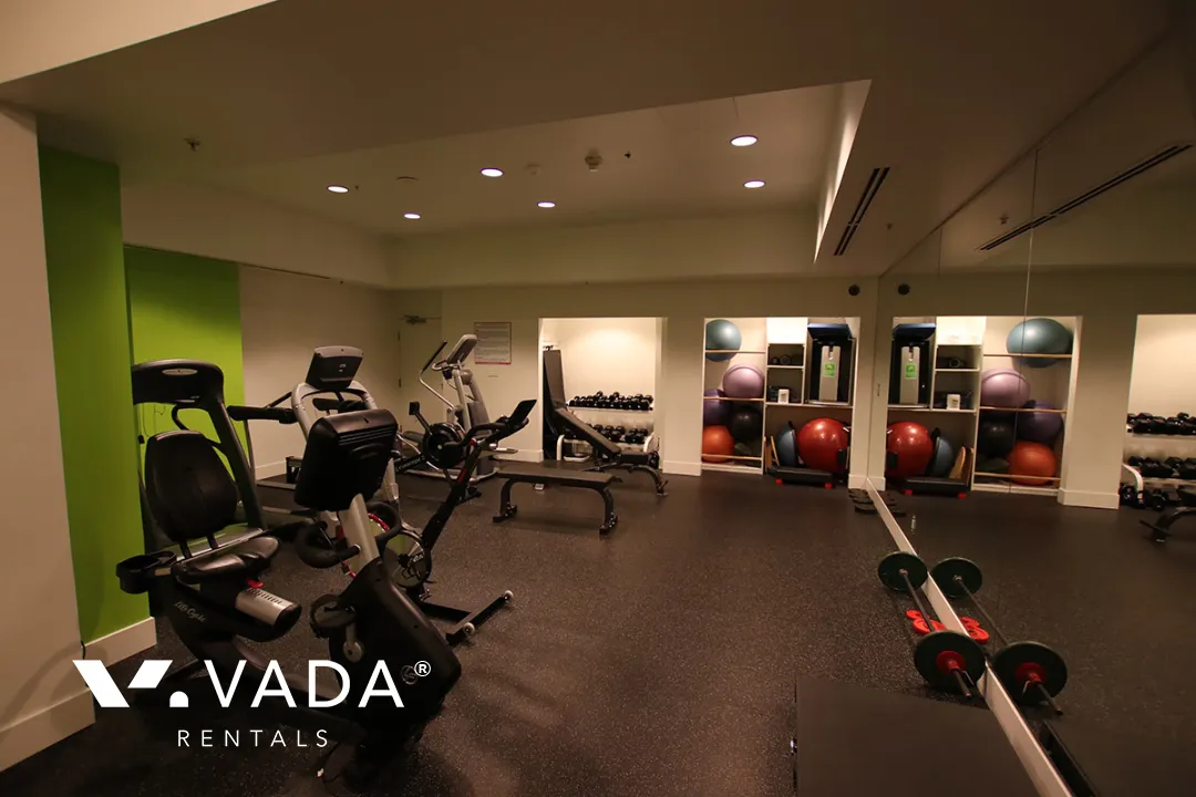 Peninsula in Yaletown - 2 Bedroom Apartment For Rent in Vancouver at 1201 Marinaside Crescent, Vancouver, BC