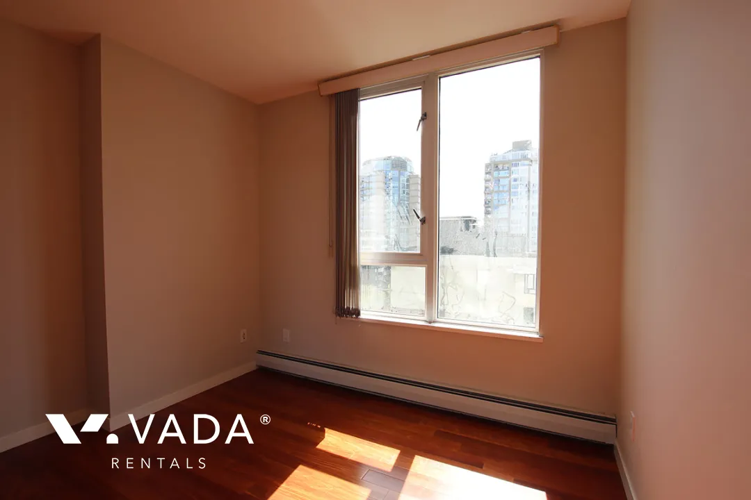 Peninsula in Yaletown - 2 Bedroom Apartment For Rent in Vancouver at 1201 Marinaside Crescent, Vancouver, BC