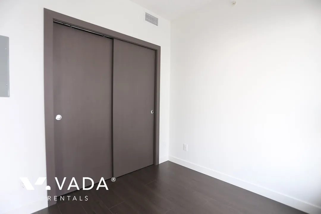 MET2 in Metrotown - 1 Bedroom Apartment For Rent in Burnaby at 3602 - 6538 Nelson Avenue, Burnaby, BC, V5H 0G5
