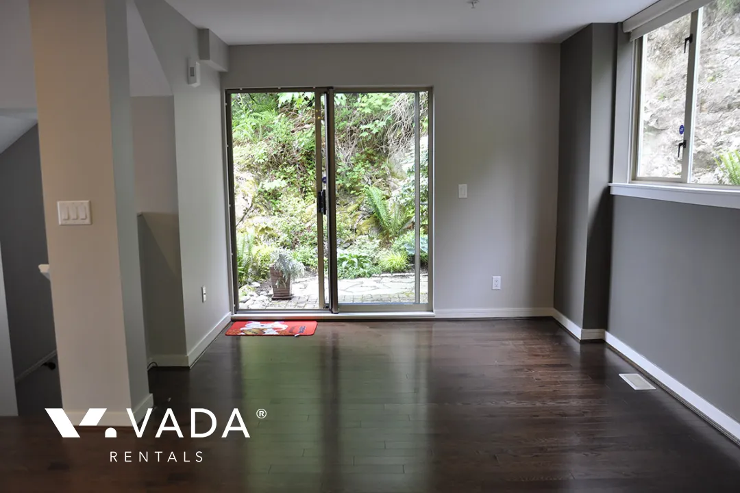 Seascapes in Howe Sound - 3 Bedroom Townhouse For Rent in West Vancouver at 8660 Seascape Drive, West Vancouver, BC