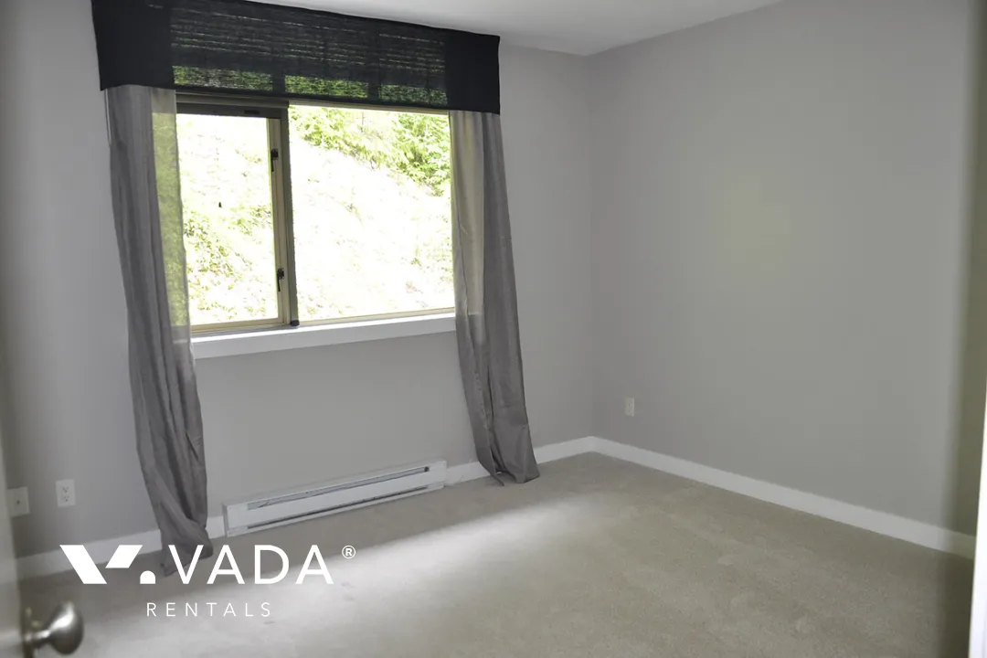 Seascapes in Howe Sound - 3 Bedroom Townhouse For Rent in West Vancouver at 8660 Seascape Drive, West Vancouver, BC