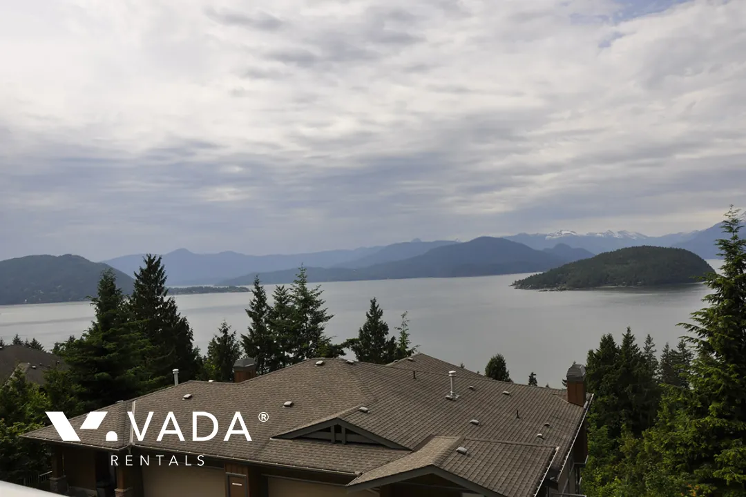 Seascapes in Howe Sound - 3 Bedroom Townhouse For Rent in West Vancouver at 8660 Seascape Drive, West Vancouver, BC