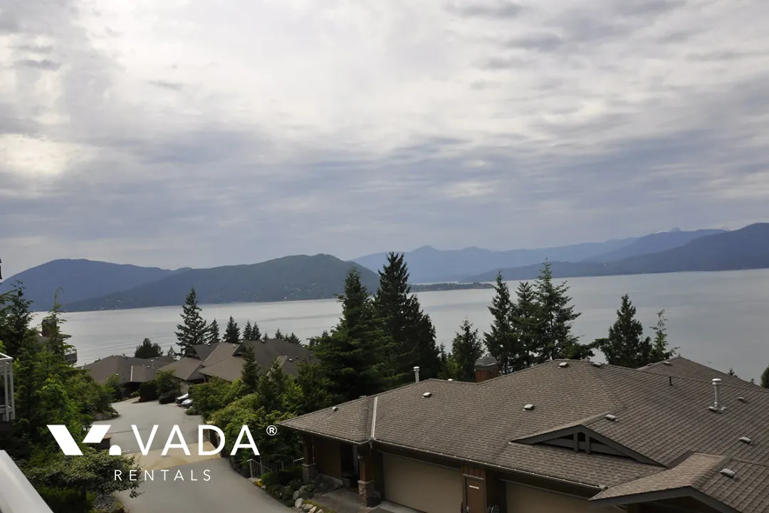 Seascapes in Howe Sound - 3 Bedroom Townhouse For Rent in West Vancouver at 8660 Seascape Drive, West Vancouver, BC