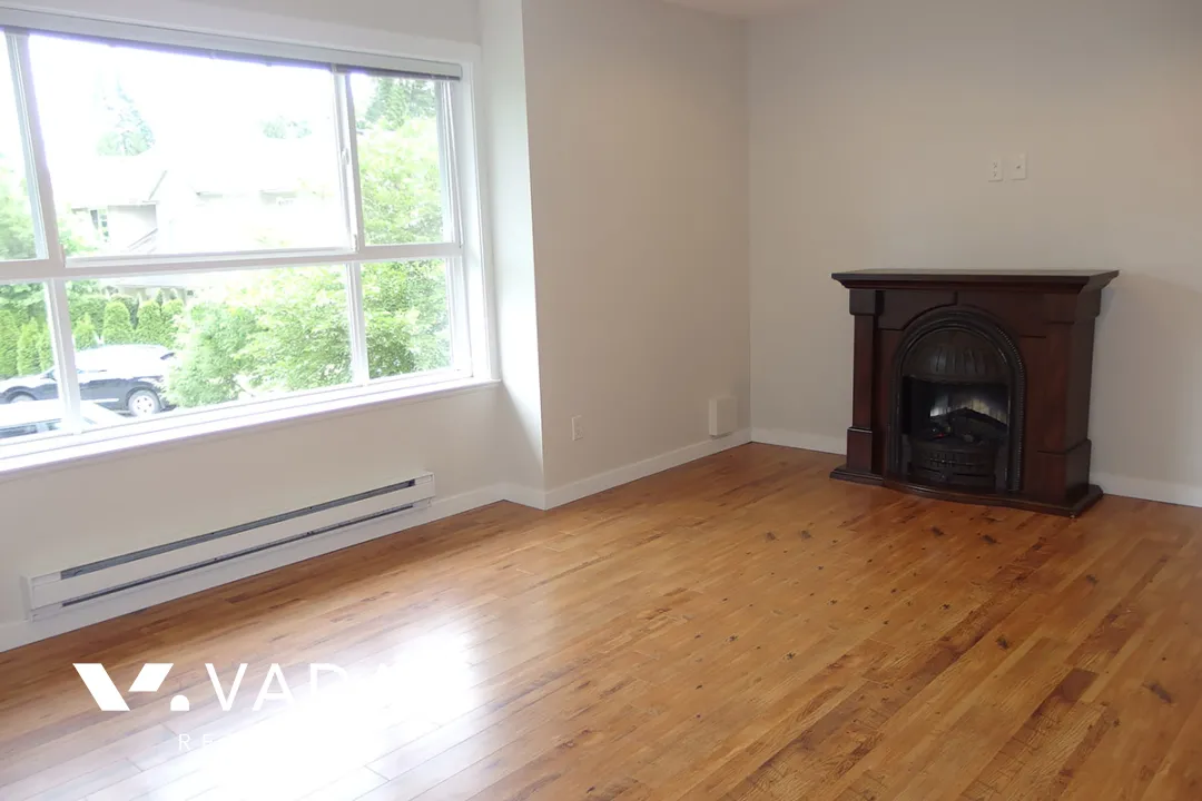 Woodland Place in Central POCO - 3 Bedroom Townhouse For Rent in Port Coquitlam at 14 - 3685 Woodland Drive, Port Coquitlam, BC