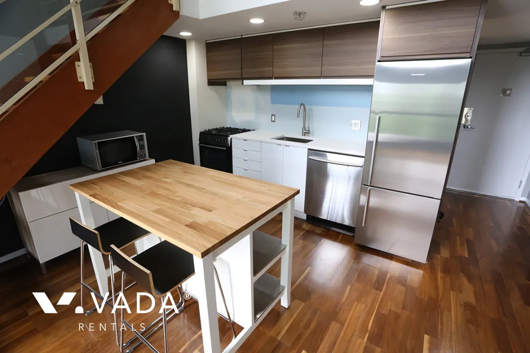 Spot in Downtown - 1 Bedroom Loft For Rent in Vancouver at 320 - 933 Seymour Street, Vancouver, BC