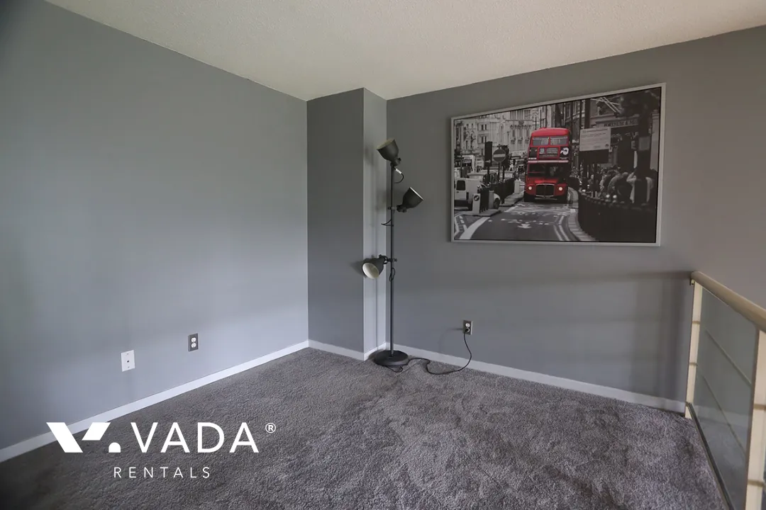 Spot in Downtown - 1 Bedroom Loft For Rent in Vancouver at 320 - 933 Seymour Street, Vancouver, BC