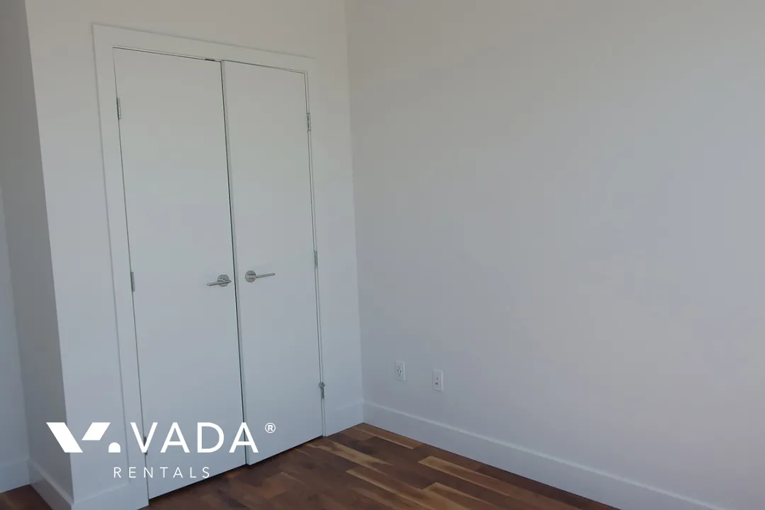 Modello in Metrotown - 3 Bedroom Apartment For Rent in Burnaby at 2306 - 4360 Beresford Street, Burnaby, BC